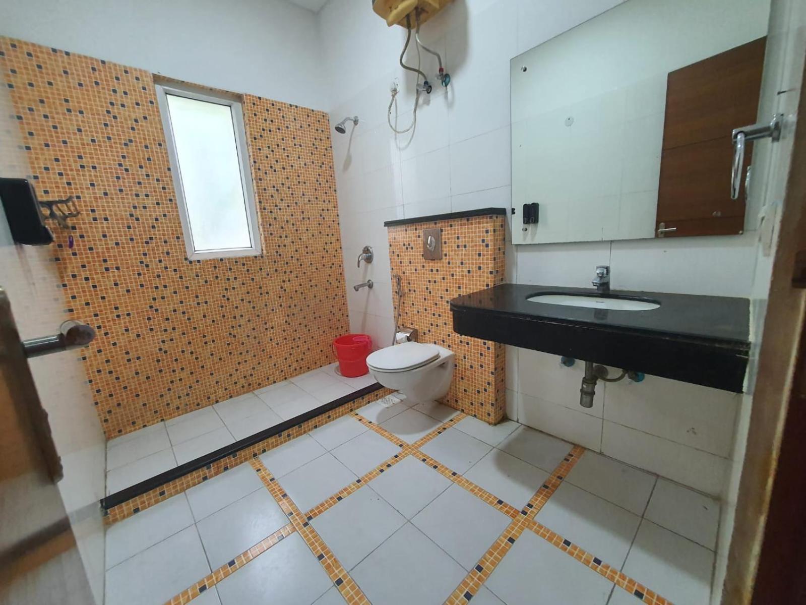 Mallenzo Suites Dlf Phase 1 Gurgaon Extérieur photo